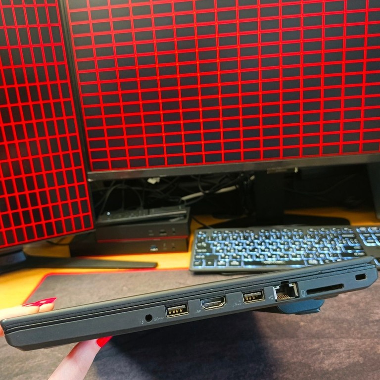 Дешево Lenovo ThinkPad T480 IPS Touch i5-8350u з ломбарду