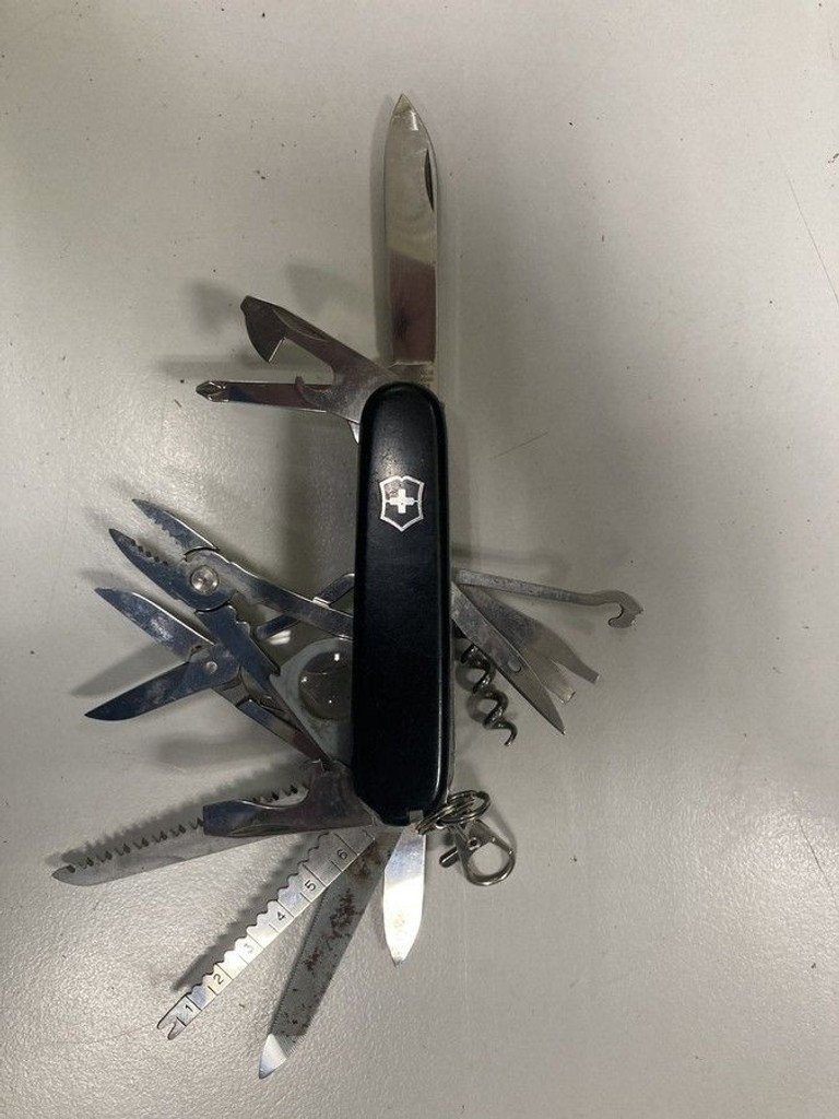 Дешиво Victorinox SwissChamp (1.6795.3) с ломбарда