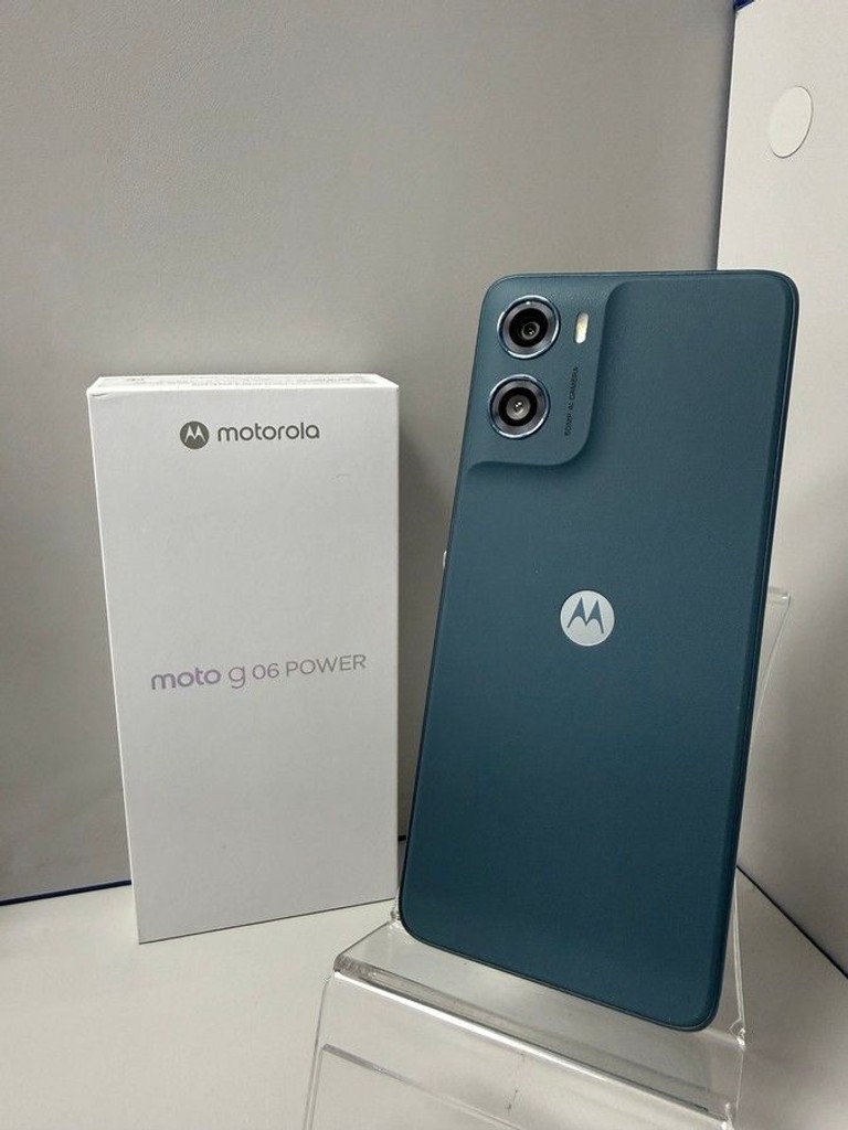 Дешево Motorola moto g06 power 4/256gb з ломбарду