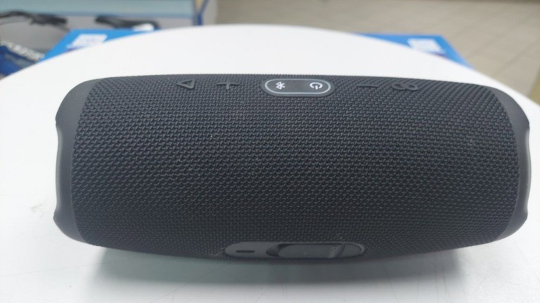 Оголошення Jbl charge 5 Б/У