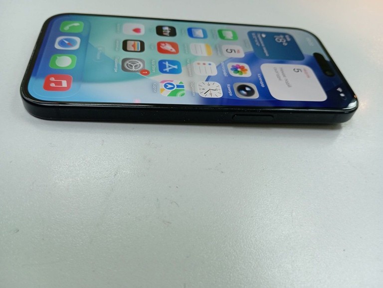 Apple iPhone 15 128GB Green Код:01-201011155. Зображення 6