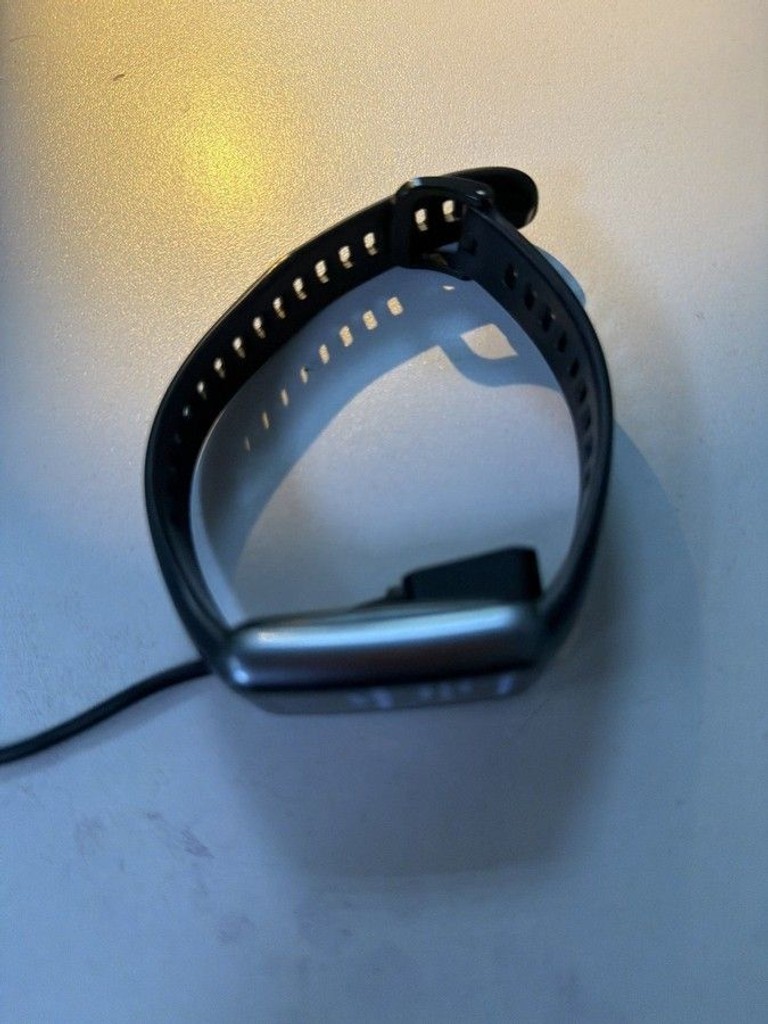 Купити Huawei band 6 Б/У