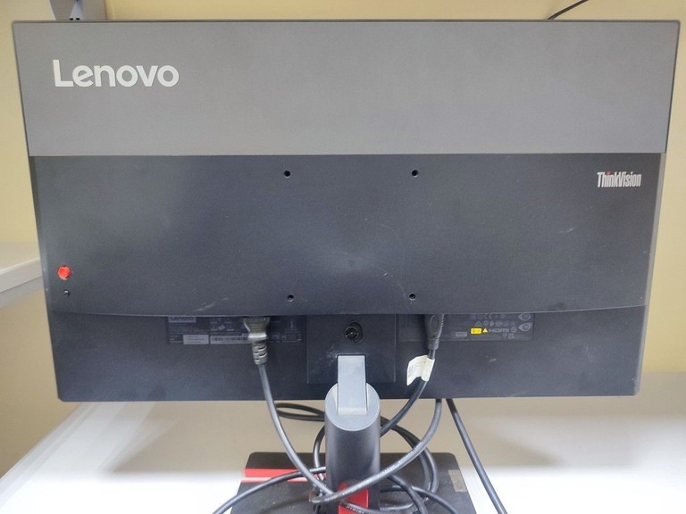 Дешево Lenovo ThinkVision S24i-30 (63DEKAR3EU) з ломбарду