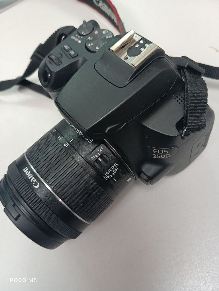 Canon eos 250d / ef-s 18-55mm 0.25m/0.8ft Код:01-201092448. Изображение 5