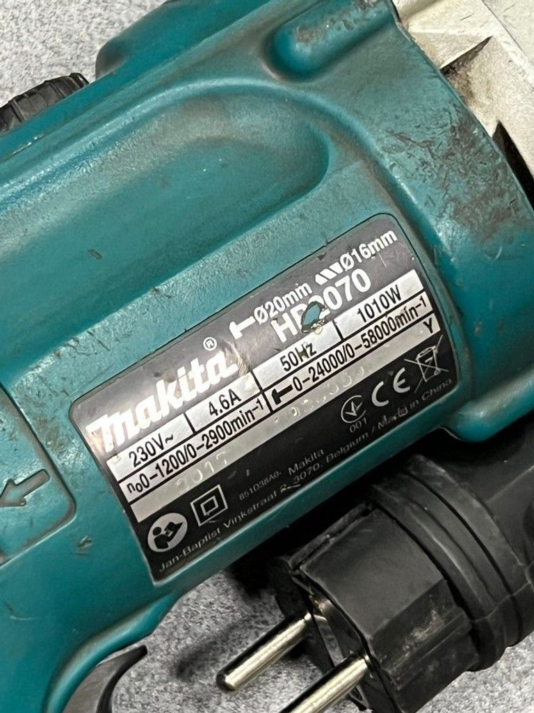 Дешиво Makita HP2070 с ломбарда