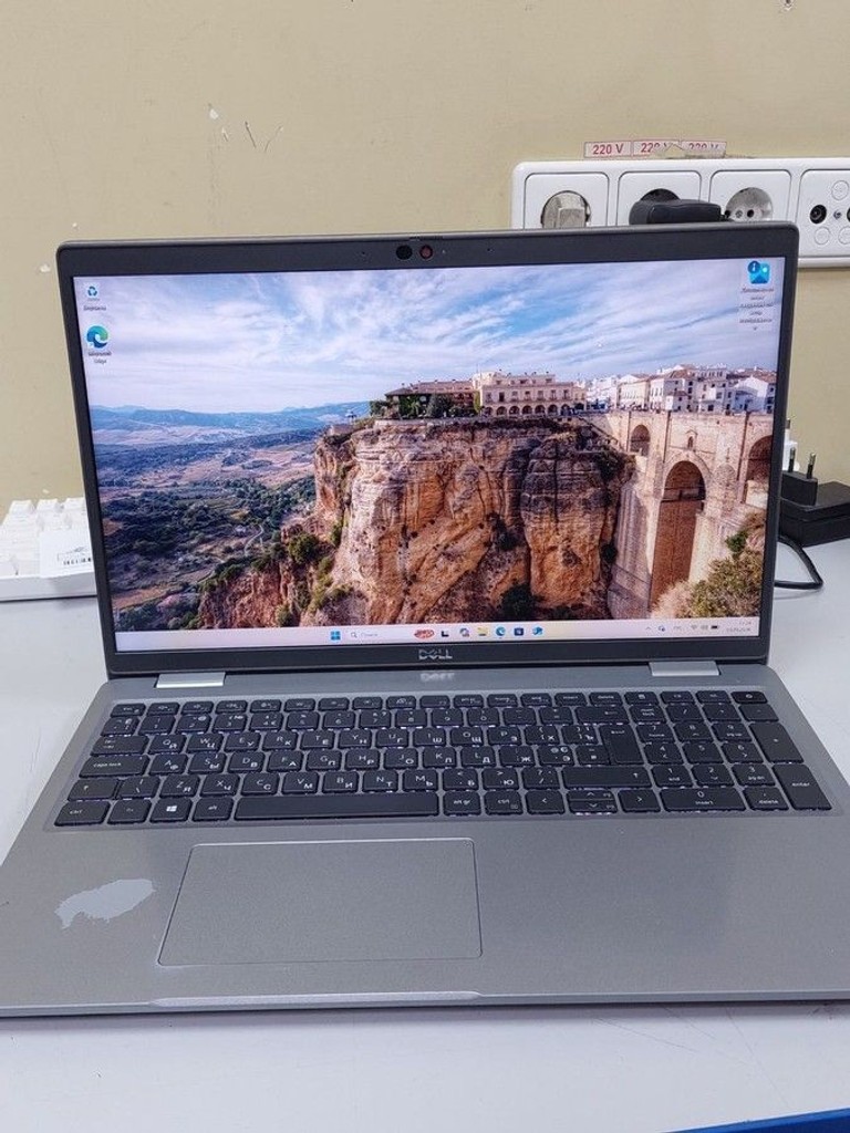 Объявление Dell 15/core i5-1135g7 ddr4/16gb ddr4/ssd 256 gb/*інтегрована Б/У