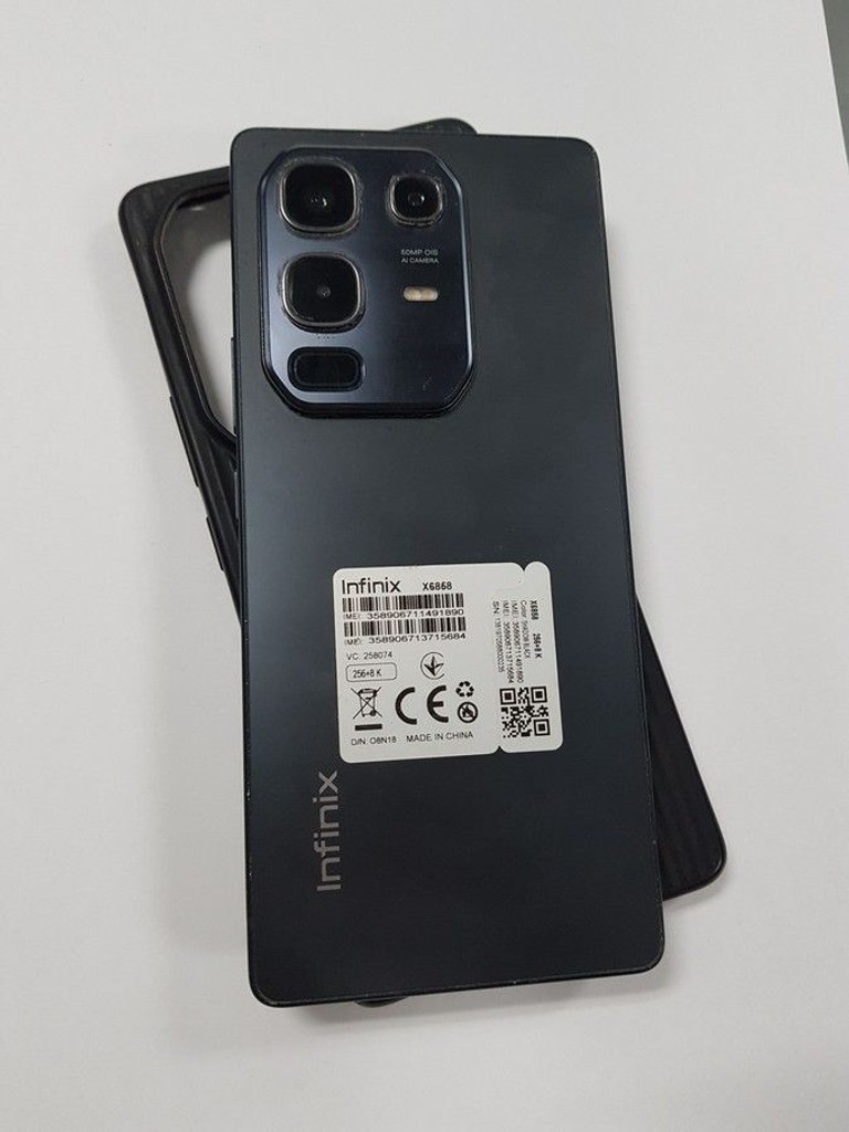 Купити Infinix Note 50 8/256GB Burgundy Red (4894947066405) Б/У