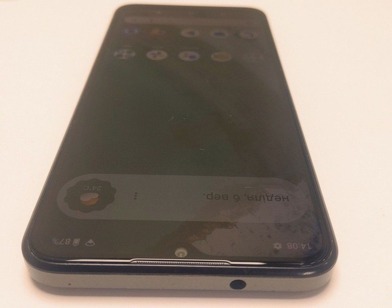 Nokia C32 4/64GB Green Код:01-201106790. Изображение 5