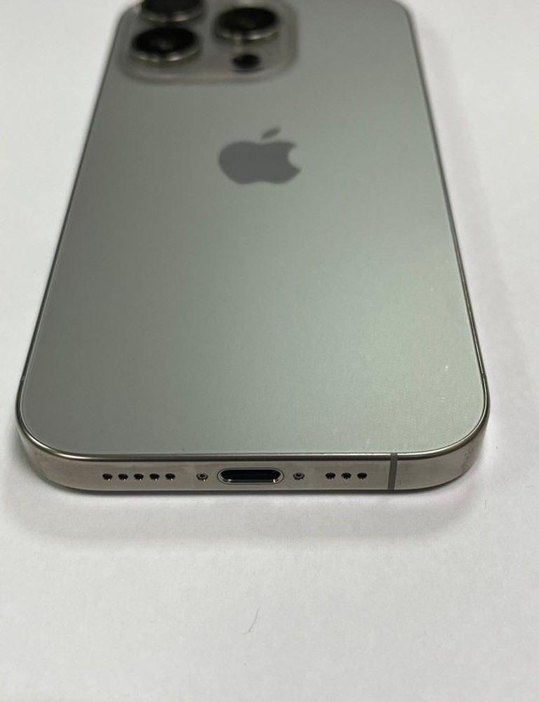 Оголошення Apple iphone 16 pro 256gb Б/У