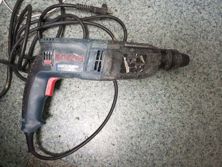 Дешево Bosch gbh 2-26 dre з ломбарду