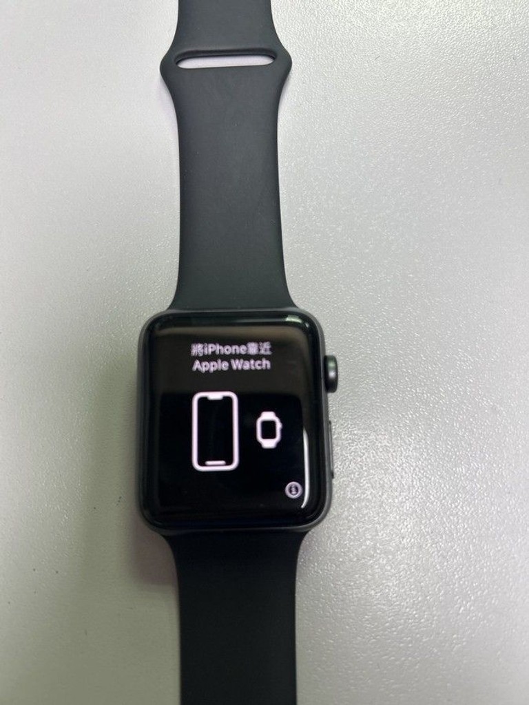 Дешиво Apple watch series 3 gps 42mm aluminium case с ломбарда