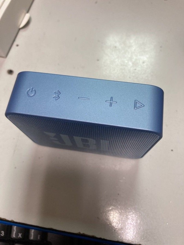 Объявление Jbl go essential 2 Б/У
