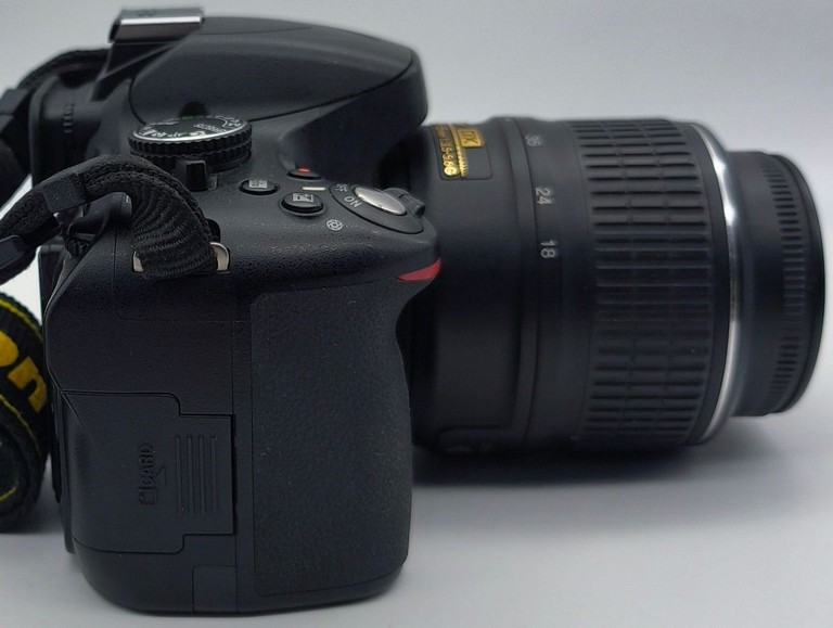 Nikon d5100 + nikon dx af-s nikkor 18-55mm 1:3,5-5,6g vr Код:01-201174498. Изображение 5