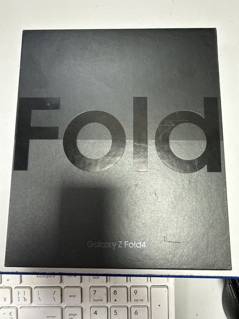 Распродажа Samsung galaxy fold4 sm-f936b 12/256gb, продавец Техноскарб