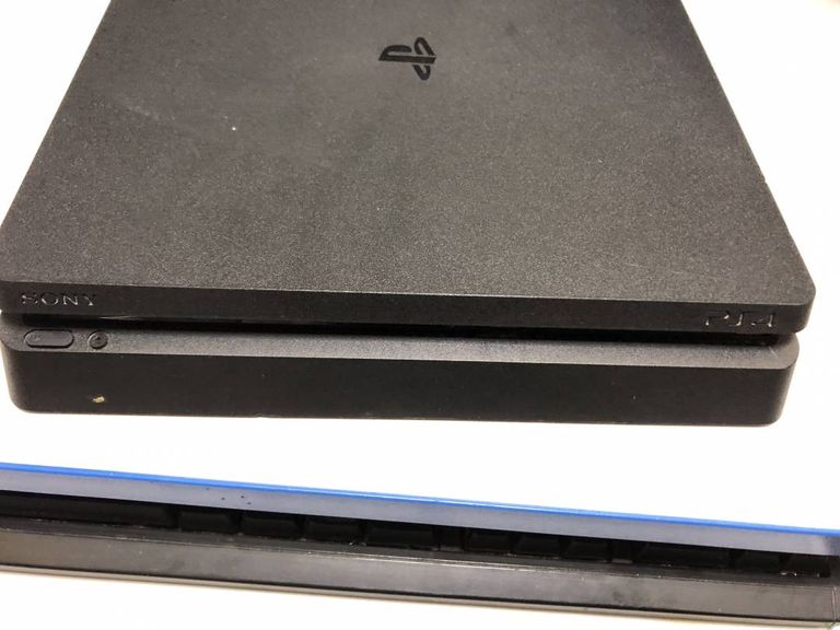 Sony playstation 4 slim 1tb