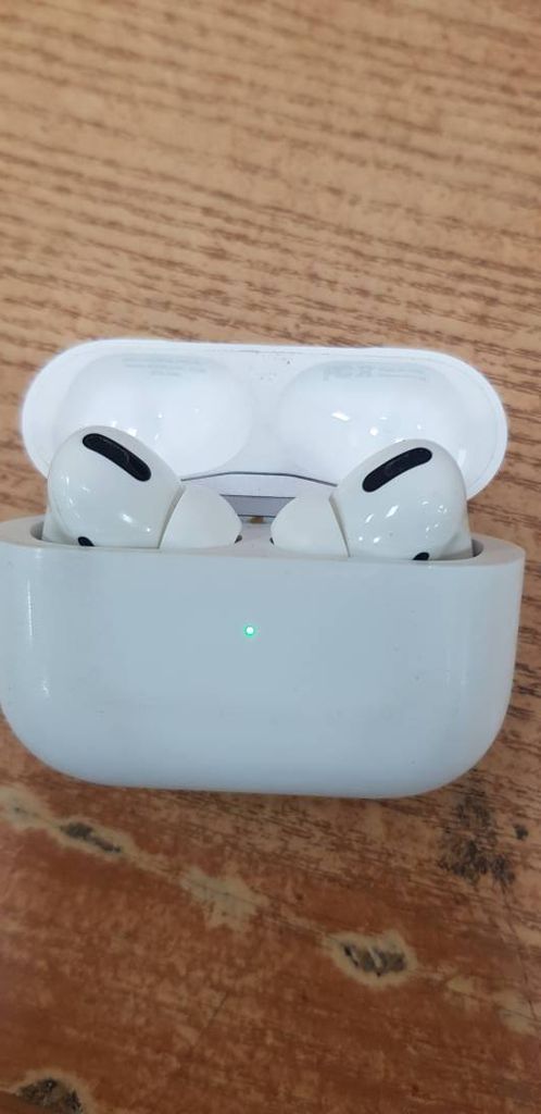 Apple AirPods Pro (MWP22)