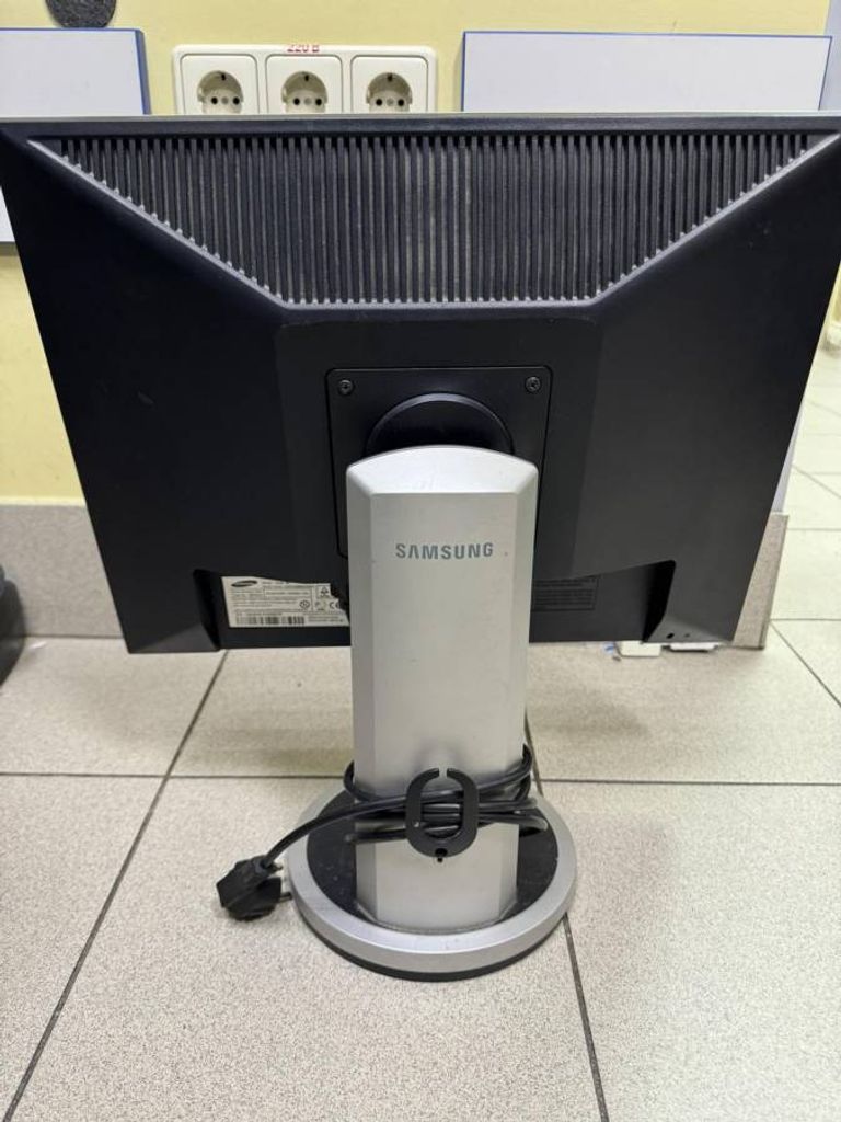 Samsung 203b