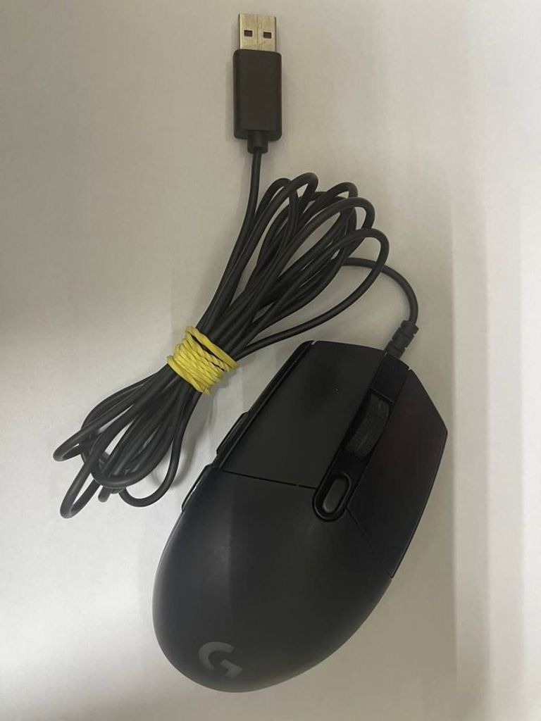 Дешево Logitech g102 lightsync з ломбарду