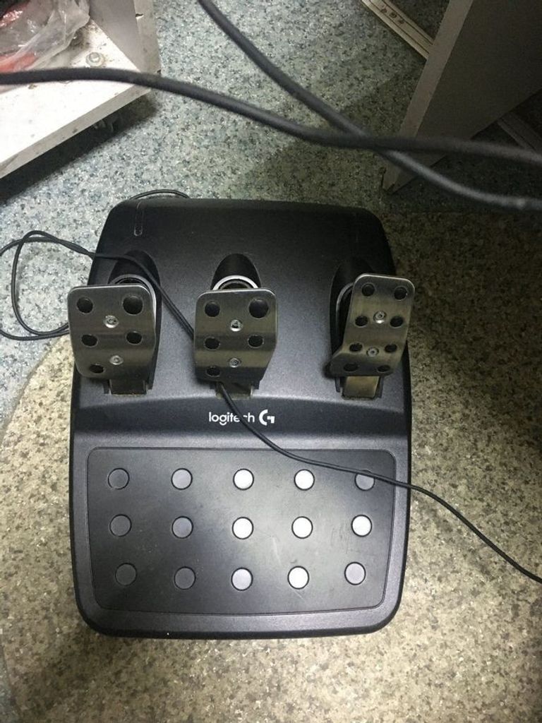 Объявление Logitech g29 driving force racing wheel / 941-000110, 941-000112 Б/У