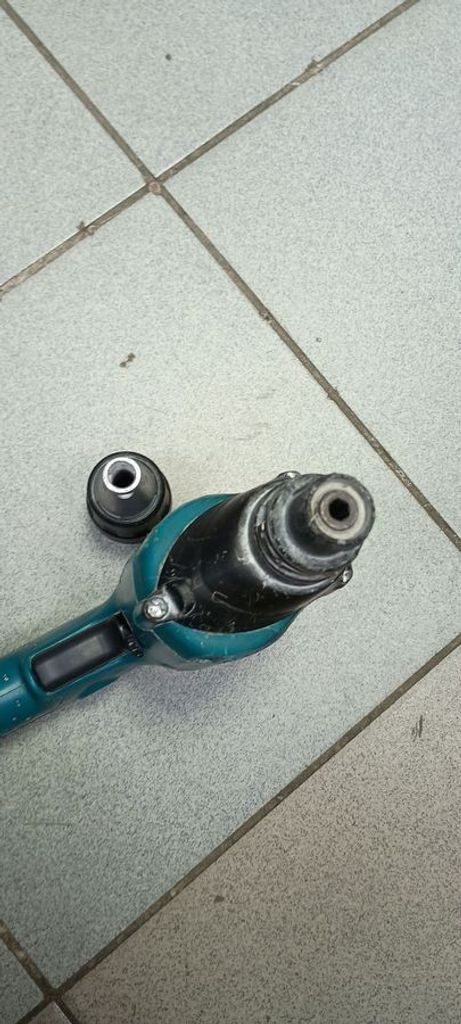 Дешево Makita FS4000 з ломбарду