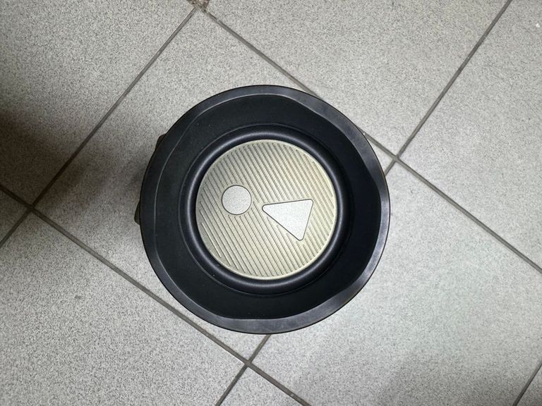 Дешиво Jbl Xtreme 2 Red с ломбарда