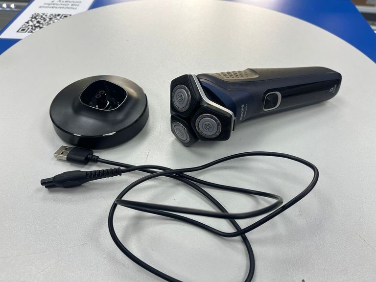 Оголошення Philips Shaver series 5000 S5885/35 Б/У