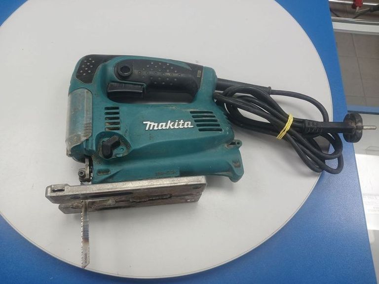 Оголошення Makita 4329 Б/У