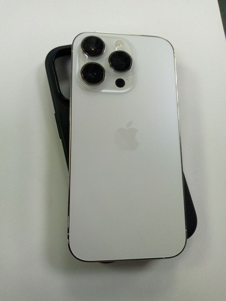 Купити Apple iPhone 14 Pro 128GB Space Black (MPXV3) Б/У