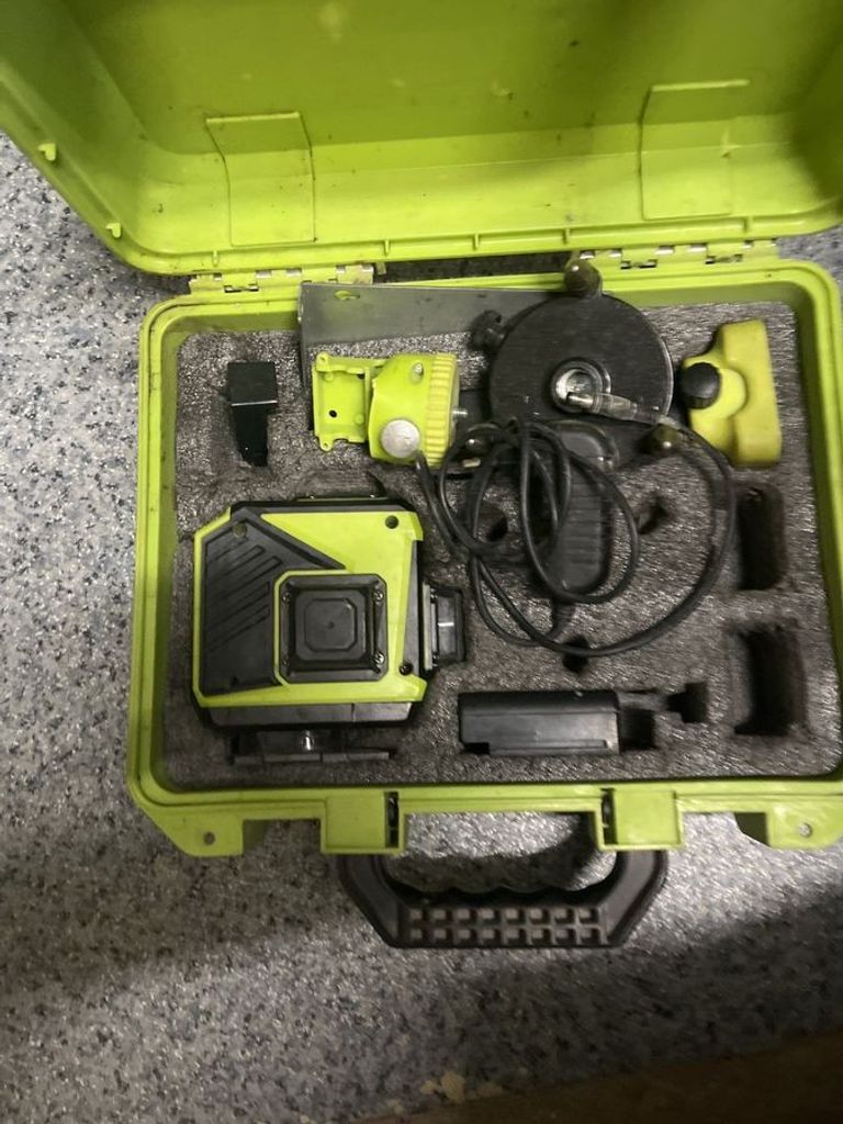 Дешиво Omegalaser 4d-360 green pro с ломбарда