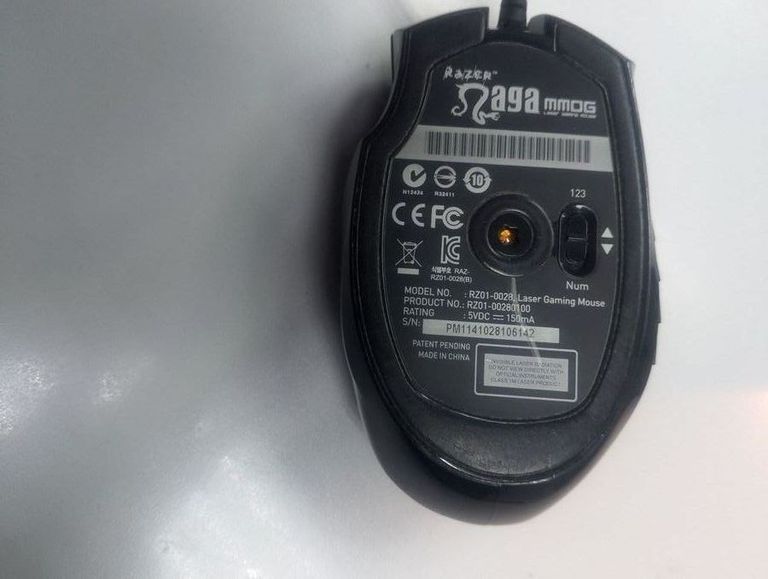 Оголошення Razer naga rz01-00280100 Б/У