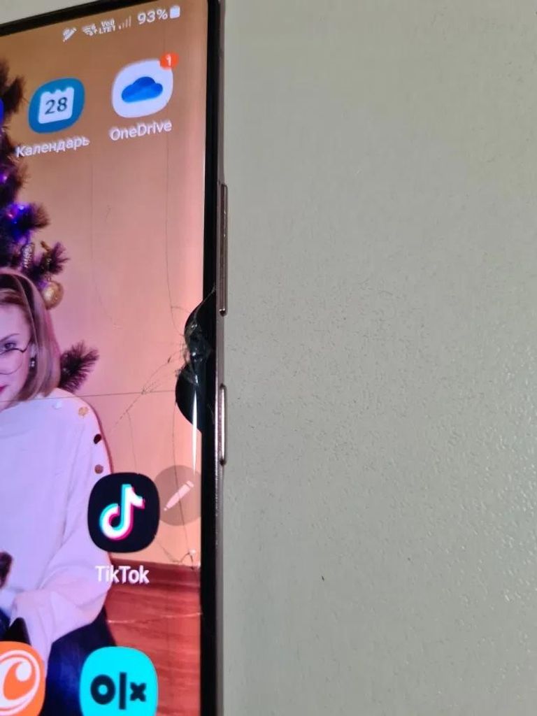 Оголошення Samsung note 20 ultra  12 / 512gb 2 sim + e-sim Б/У