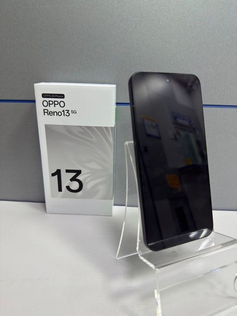 Дешиво Oppo reno13 5g 12/256gb с ломбарда