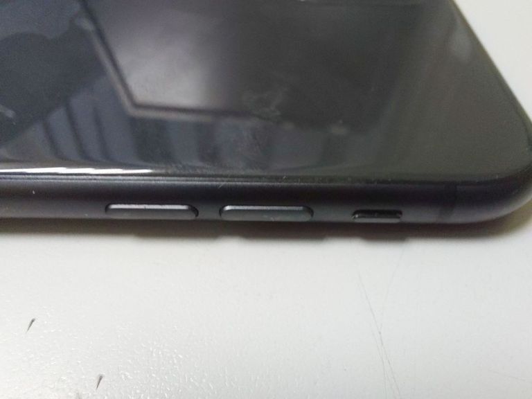 Apple iphone 11 64gb Код:01-200811450. Изображение 5