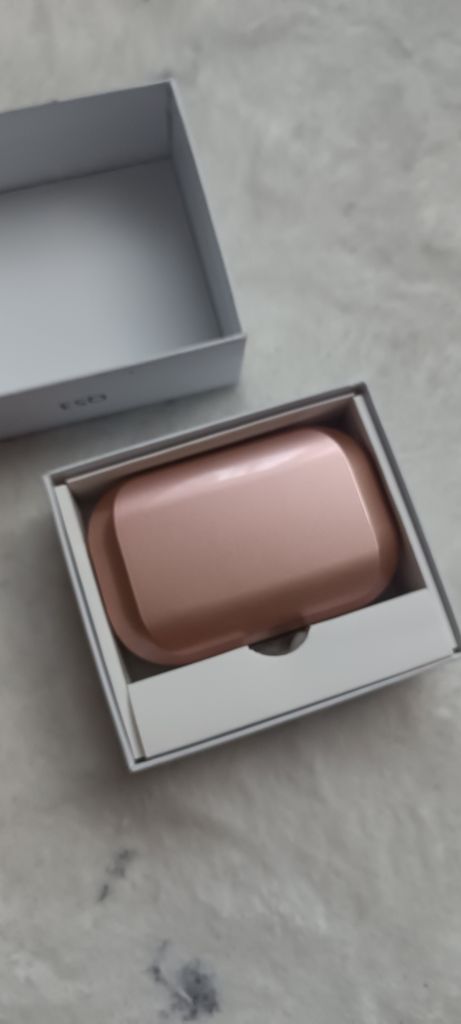 Дешево Pomuic Q53 з ломбарду