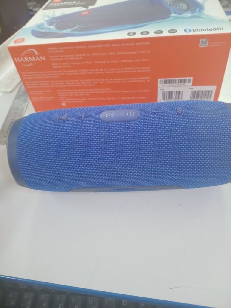 Оголошення Jbl charge 3 Б/У