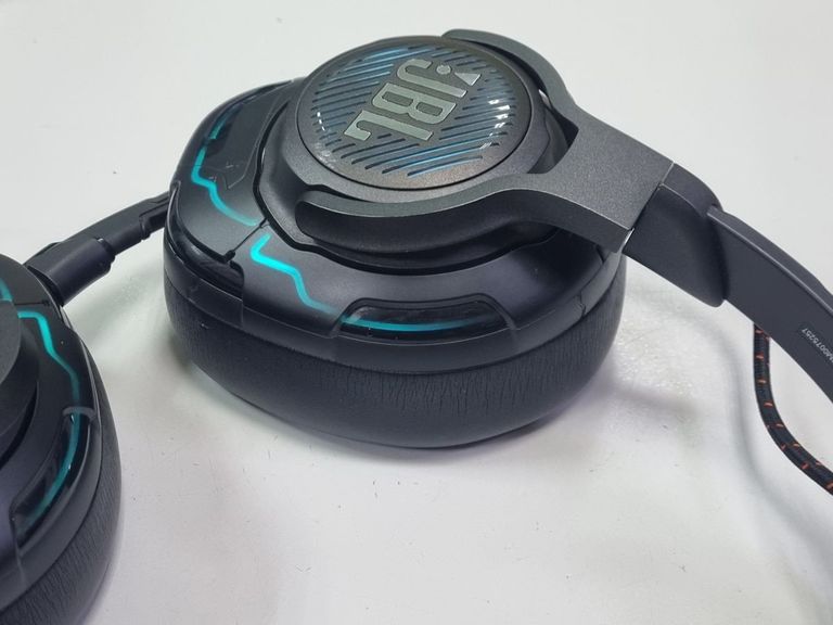 Jbl quantum one Код:01-200859727. Зображення 10