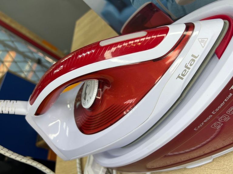 Дешево Tefal SV6111E1 з ломбарду