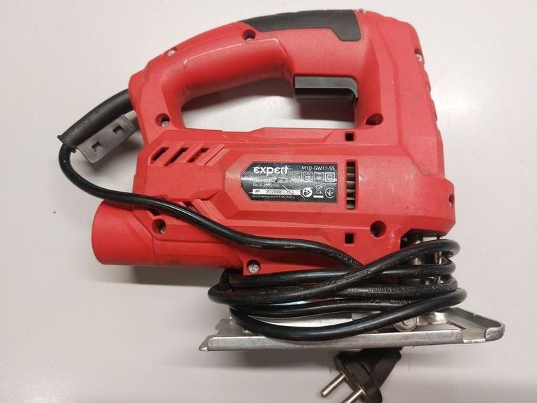 Купити Expert m1q-gw11-55 Б/У