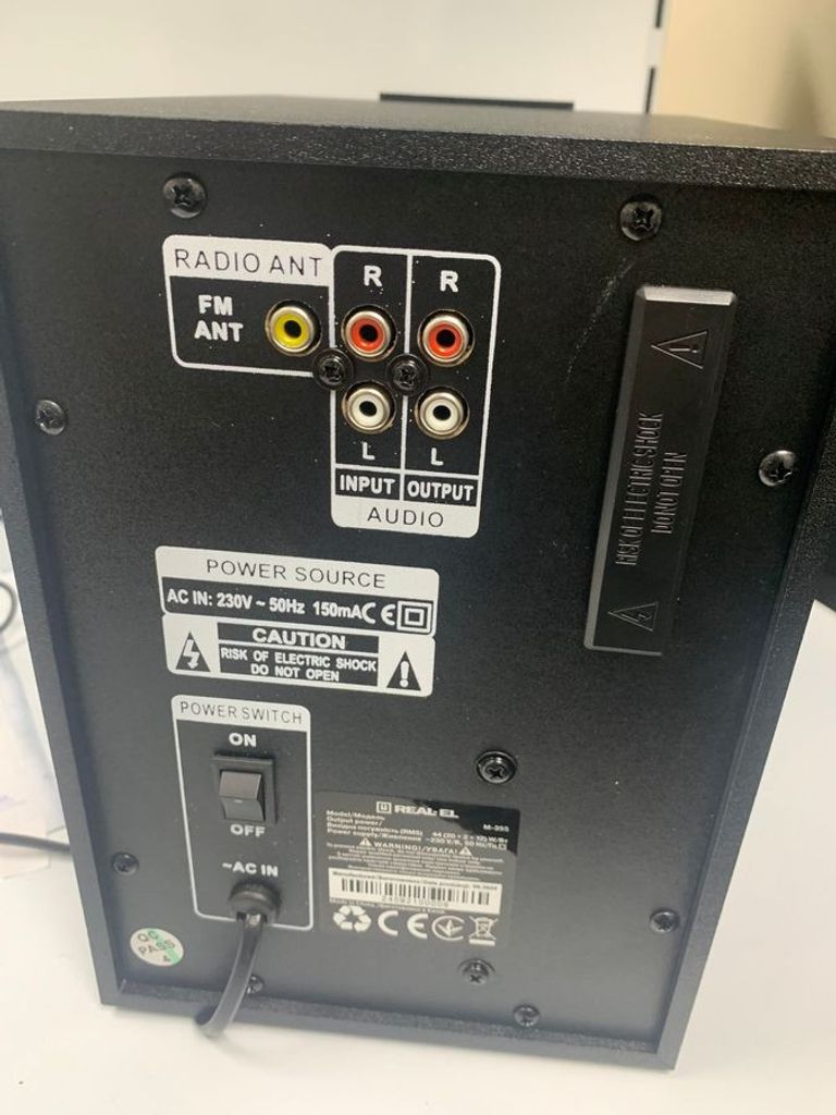 Оголошення Real-el M-355 Black (EL121300015) Б/У