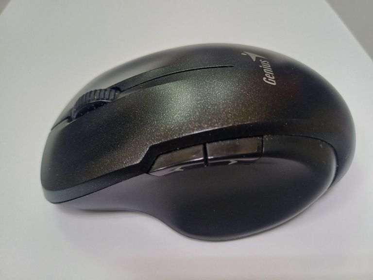 Оголошення Genius ergo 8200s Б/У