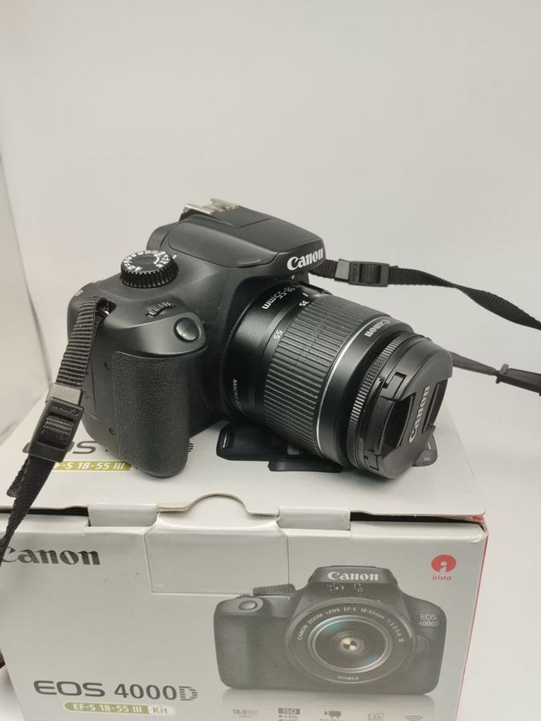 Купить Canon eos 4000d + ef-s 18-55 1:3.5-5.6 iii Б/У