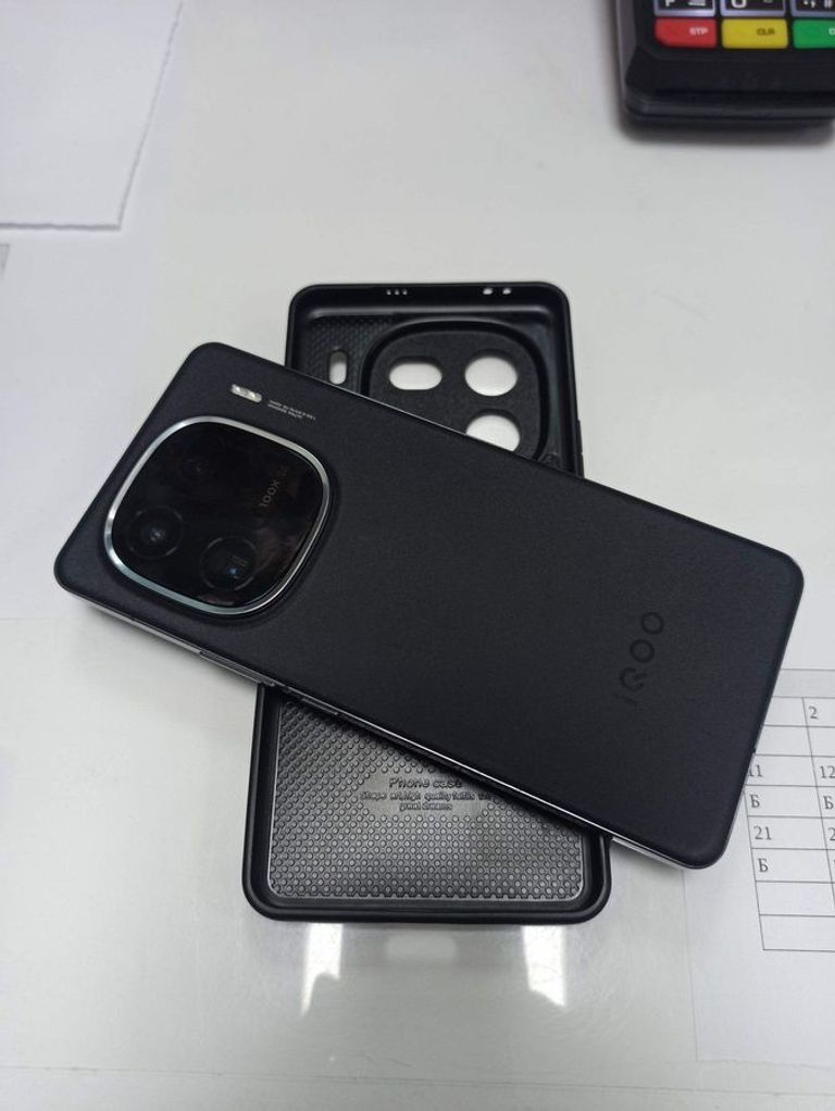 Объявление Vivo iQOO 12 16/512GB Black Б/У