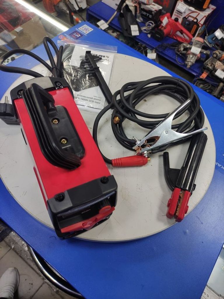 Купити Vitals MMA-1400h LCD mini (237594) Б/У