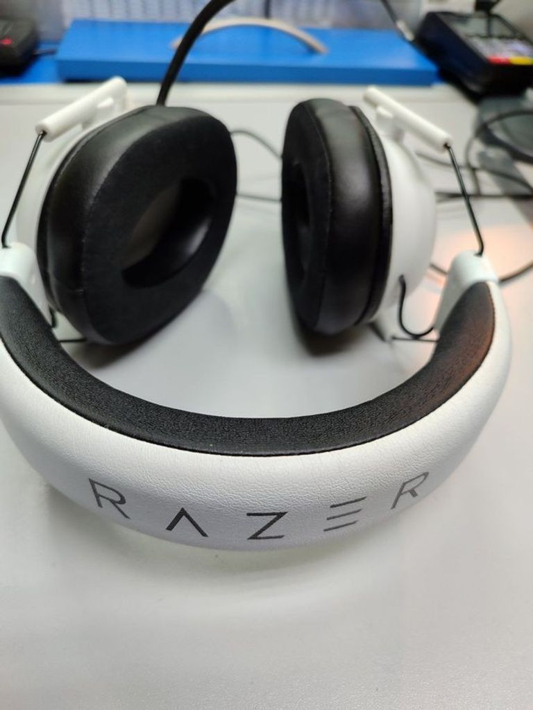 Дешево Razer blackshark v2 x rz04-03240100-r3m1 з ломбарду