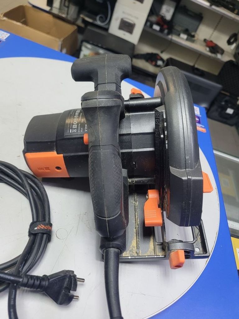 Розпродаж Dnipro-M cs-185lx, продавець Техноскарб