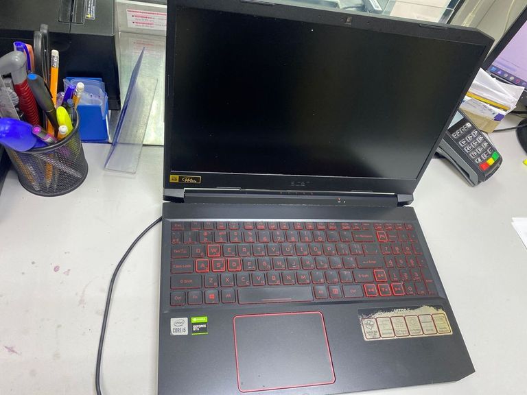 Дешево Acer 15/core i5-10300h ddr4/8gb ddr4/hdd *відсутній/ssd 240 gb/geforce gtx1650 4gb з ломбарду