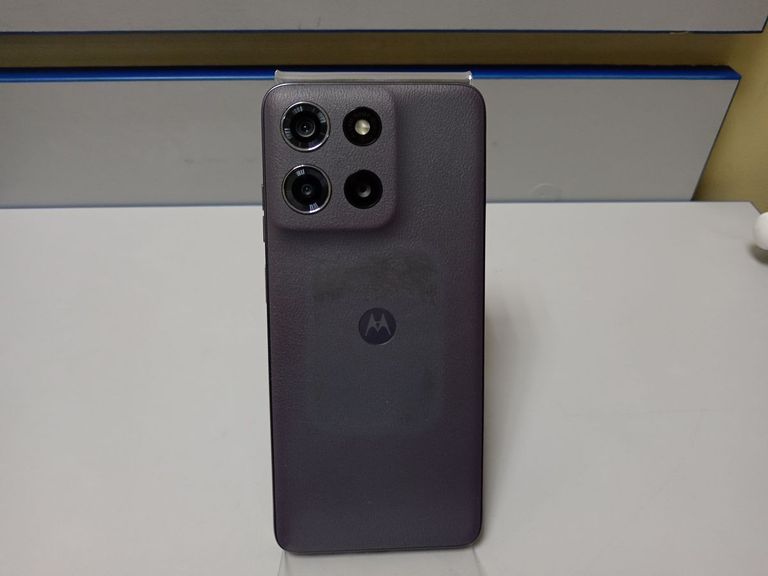 Дешево Motorola moto g15 power 8/256gb з ломбарду