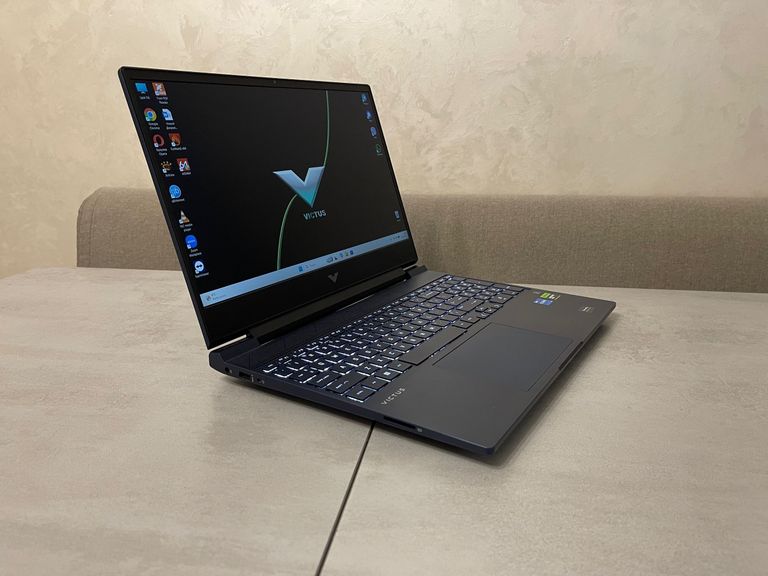 Дешево Ноутбук HP Victus 15 15-fa0033dx, 15,6" IPS 144Hz, i5-12450H, 16GB, 512GB, Nvidia Geforce RTX 3050 4GB з ломбарду