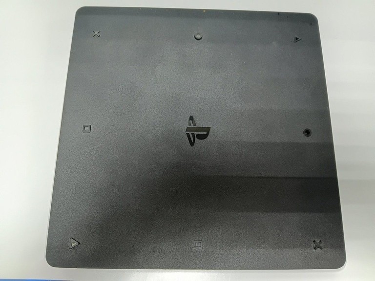 Купить  Sony PlayStation 4 Slim 1TB Black Б/У