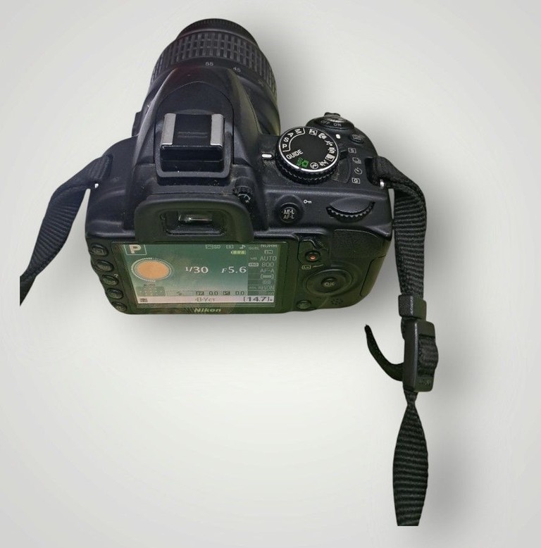 Оголошення Nikon d3100 kit / af-s nikkor 18-55mm f:3,5-5,6g vr dx Б/У